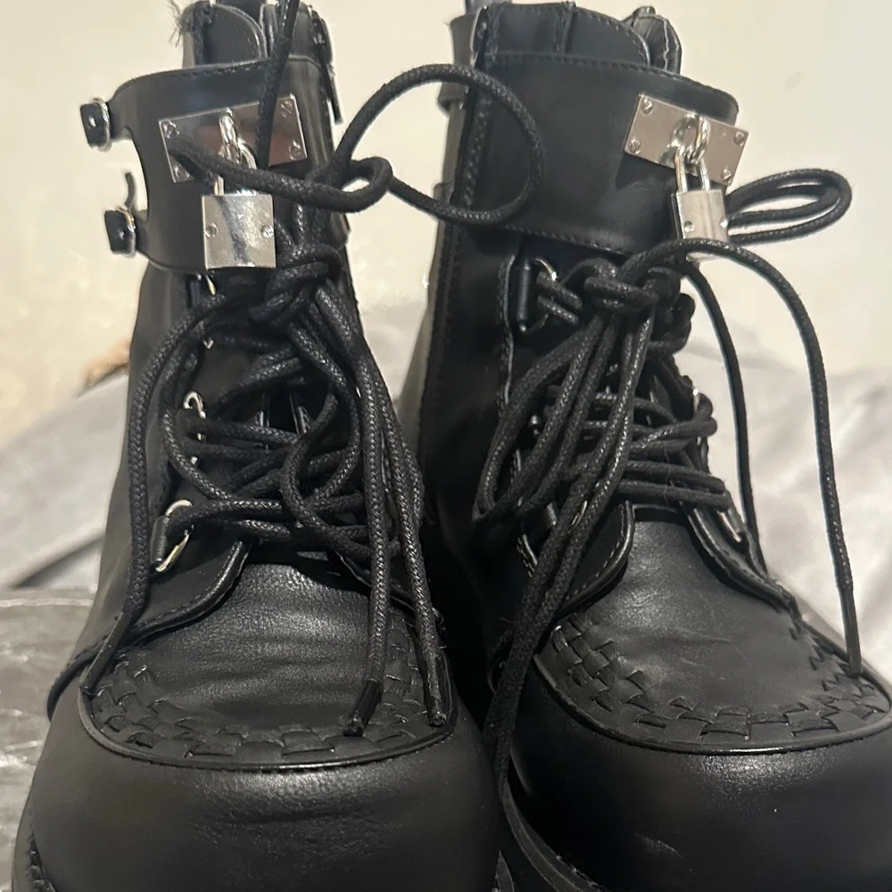 Demonia cult Black Boots(run small) read ⬇️⬇️ - Picture 3 of 9